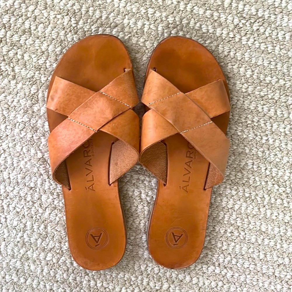 Alvaro Gonzalez leather sandals, size 9